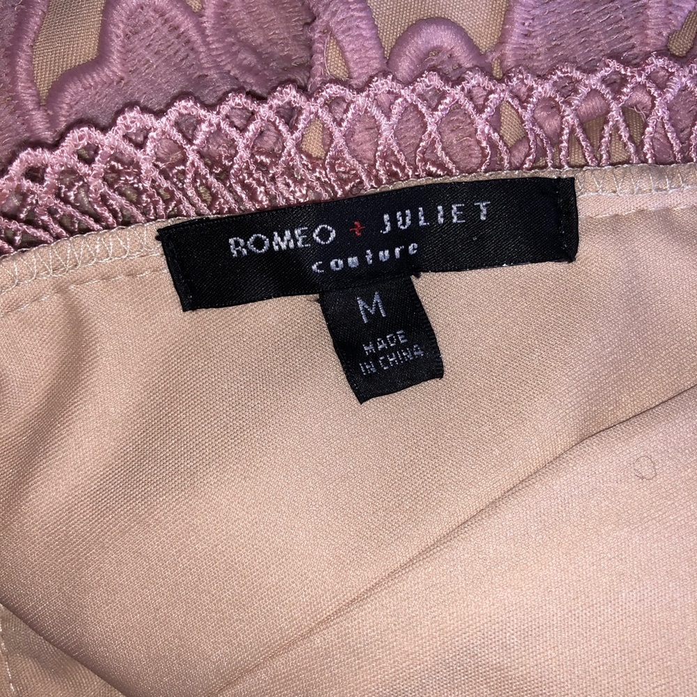 Romeo & Juliet Couture Double-V Lace Midi Dress - Picture 13 of 13